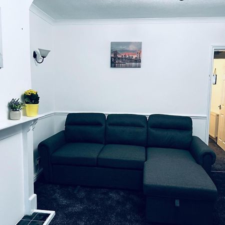 Holiday House Near Football Ground Nottingham Ngoại thất bức ảnh