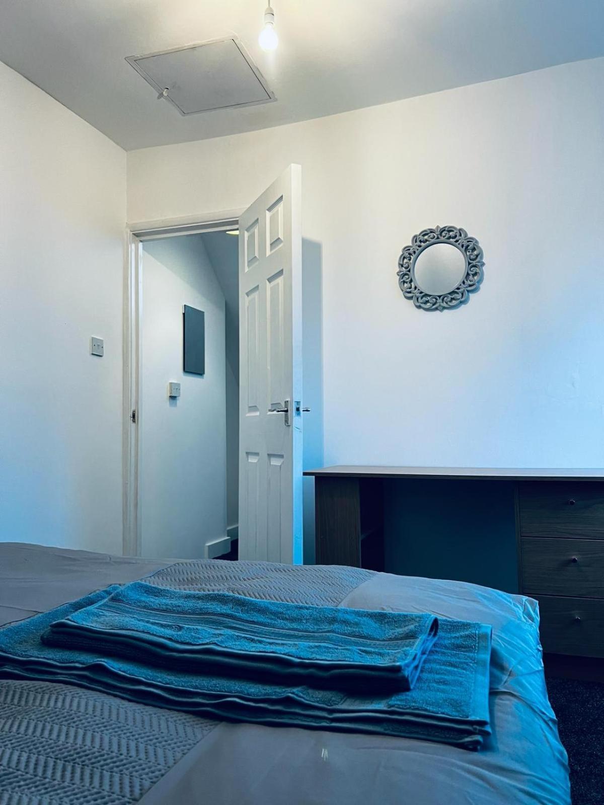 Holiday House Near Football Ground Nottingham Ngoại thất bức ảnh