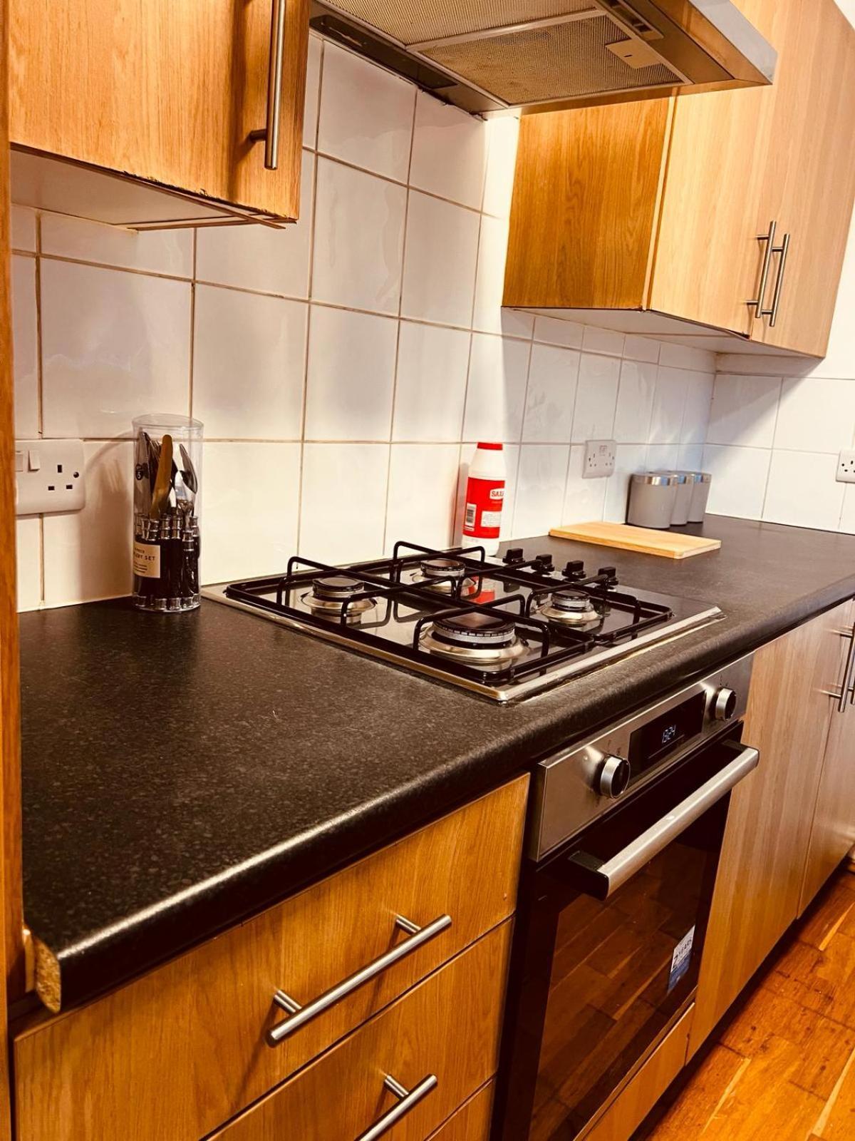 Holiday House Near Football Ground Nottingham Ngoại thất bức ảnh