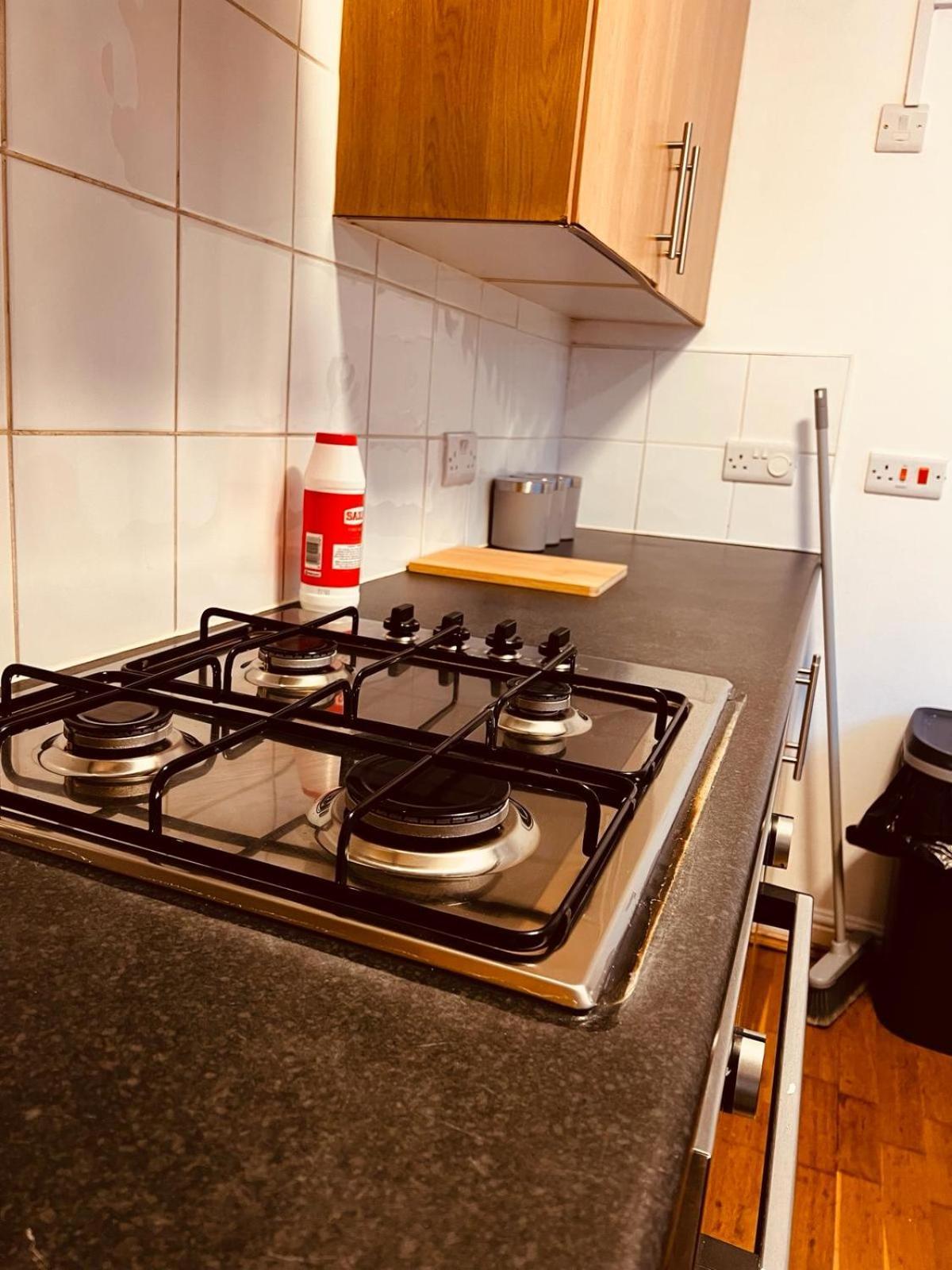 Holiday House Near Football Ground Nottingham Ngoại thất bức ảnh